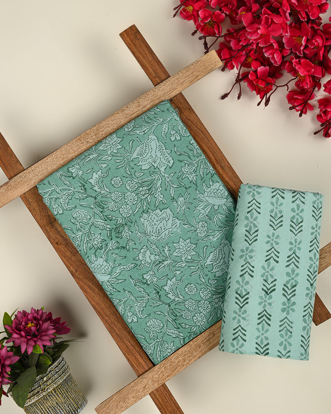 Elegant Sanganeri Printed Cotton Suit Top And Bottom Set BSTB54