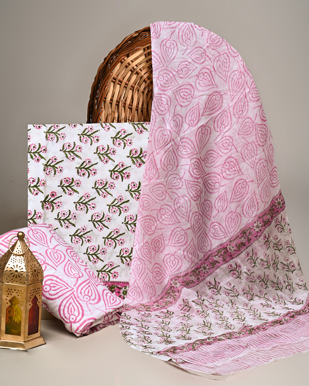 Premium White And Pink Floral Hand Block Sanganeri Print Cotton Suit With Chiffon Dupatta (BSCOTCH14)