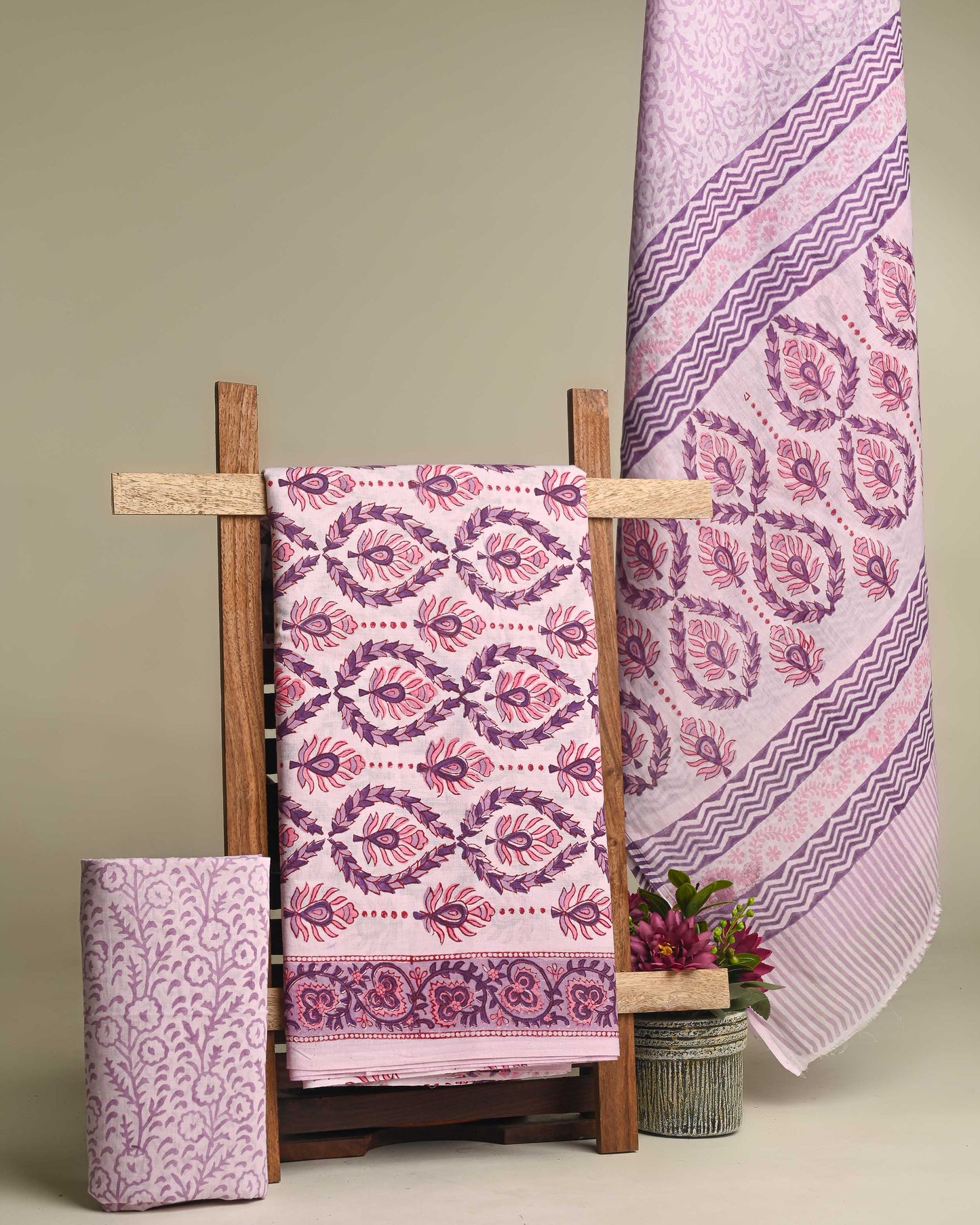 Trendy Pink Hand Block Printed Cotton Suit With Cotton Dupatta (BSCOTMU11)