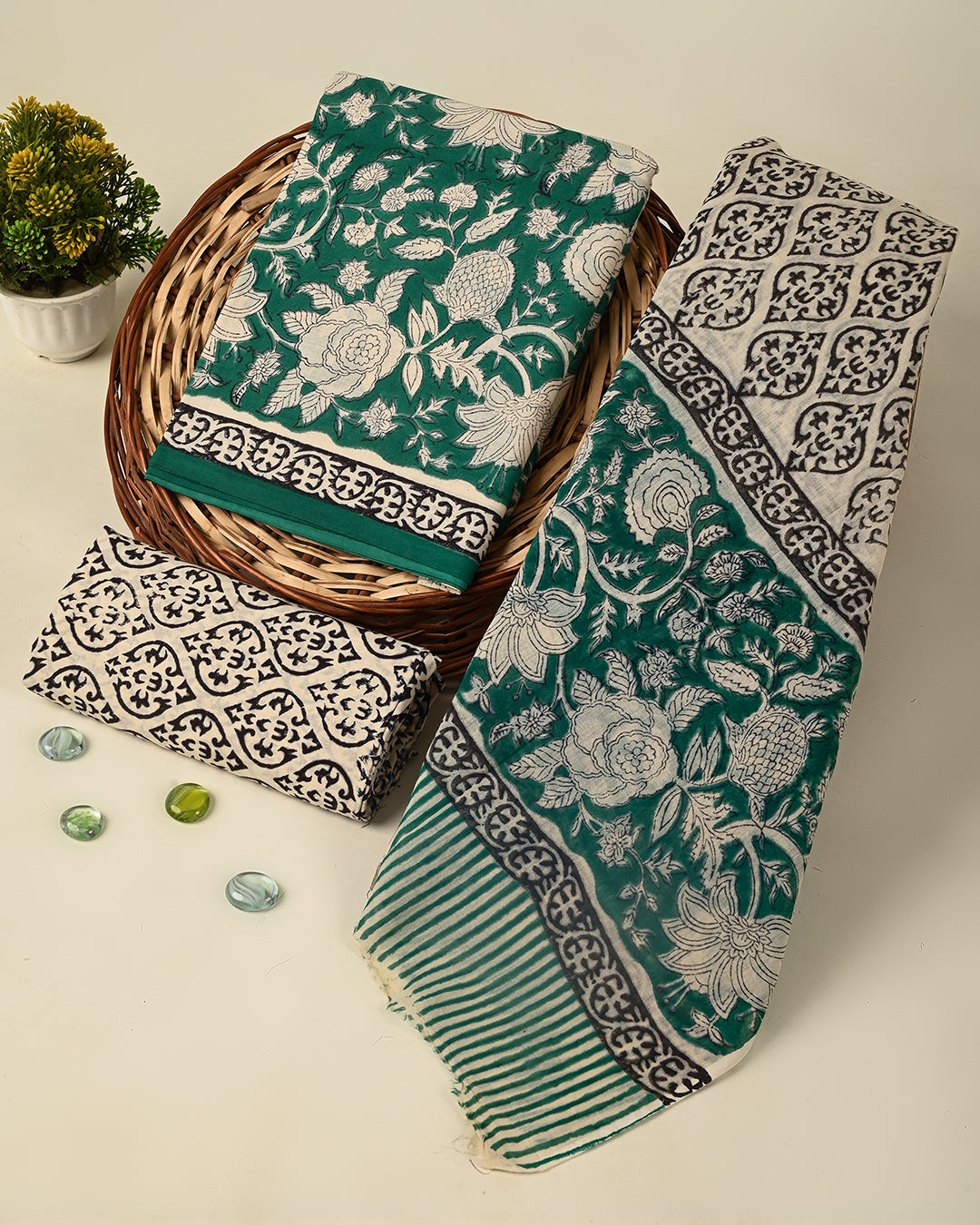 Premium Sanganeri Printed  Cotton Suit With Cotton Dupatta (BSCOTMU99)