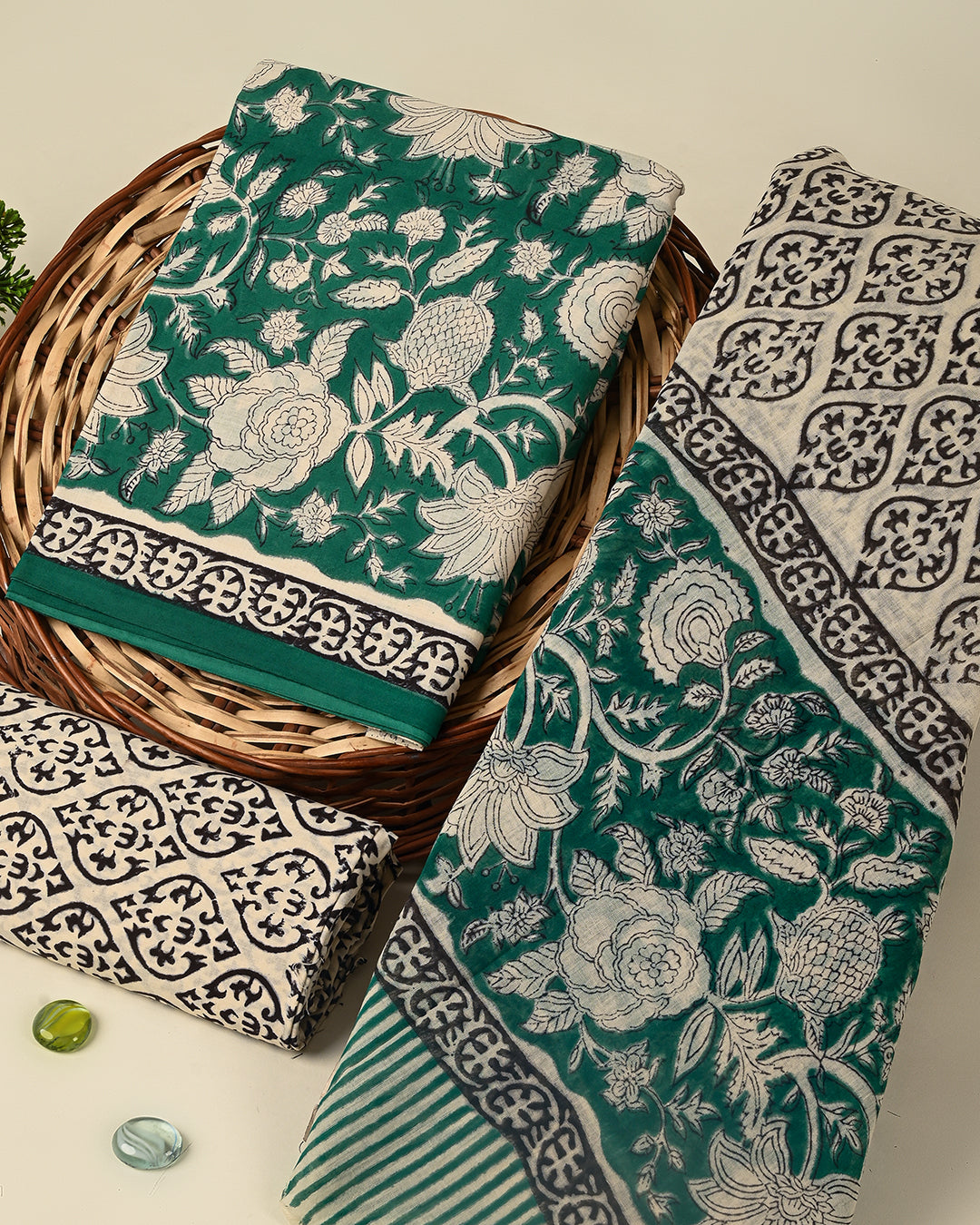 Premium Sanganeri Printed  Cotton Suit With Cotton Dupatta (BSCOTMU99)