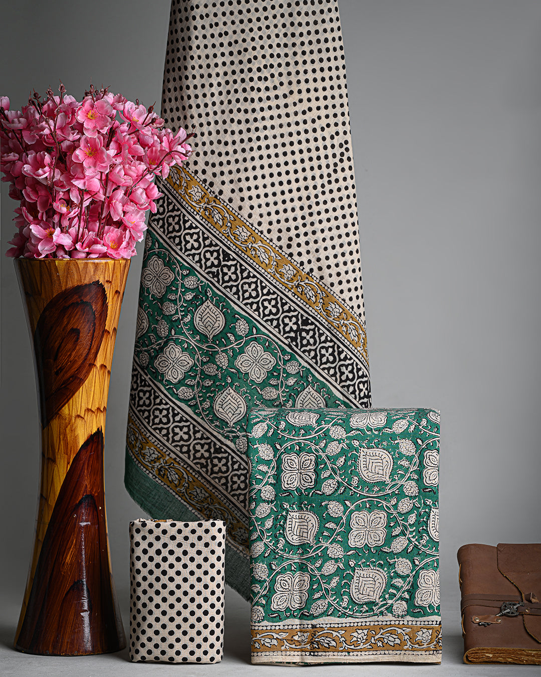 Classic Green Hand Block Printed Cotton Suit With Cotton Dupatta (BSCOTMU04)